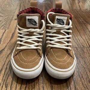 Boy’s Vans Boots (colder weather)